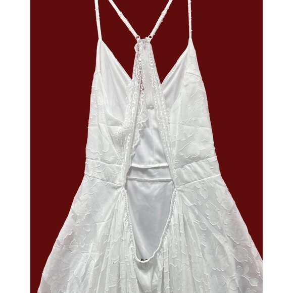 Rue 21 - Women's Summer Sleeveless High Low Hem Ruffle Floral Dress - White - 3X - Picture 12 of 16